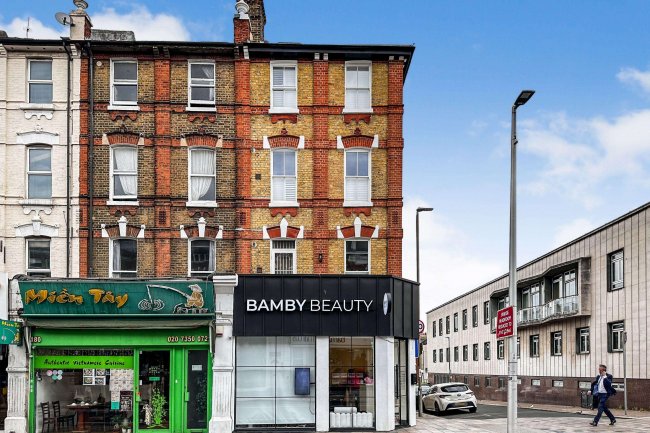 178 Lavender Hill, Battersea, London SW11 5TQ 34