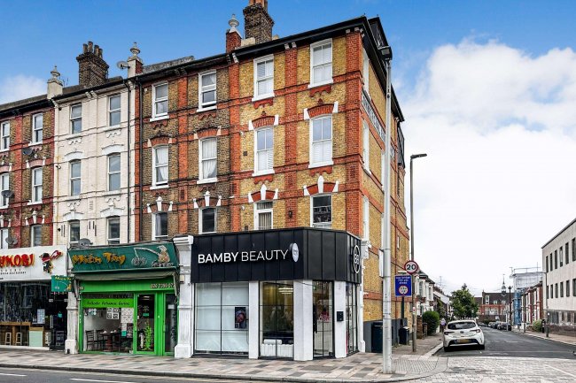 178 Lavender Hill, Battersea, London SW11 5TQ 34