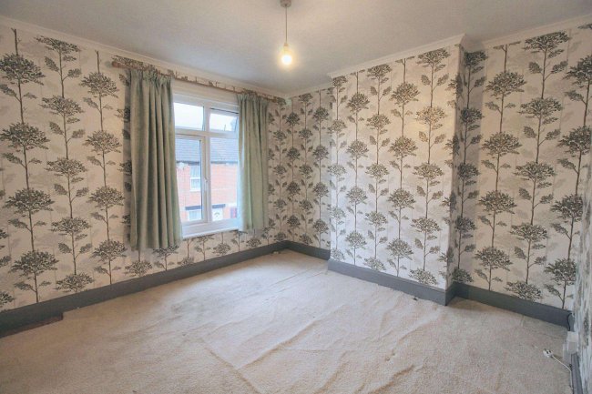 30 North Road  Avenue, Brentwood, Essex CM14 4XQ 1