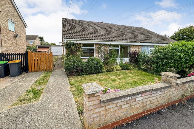 10 Itchen Close, Bedford, MK41 7UD 7