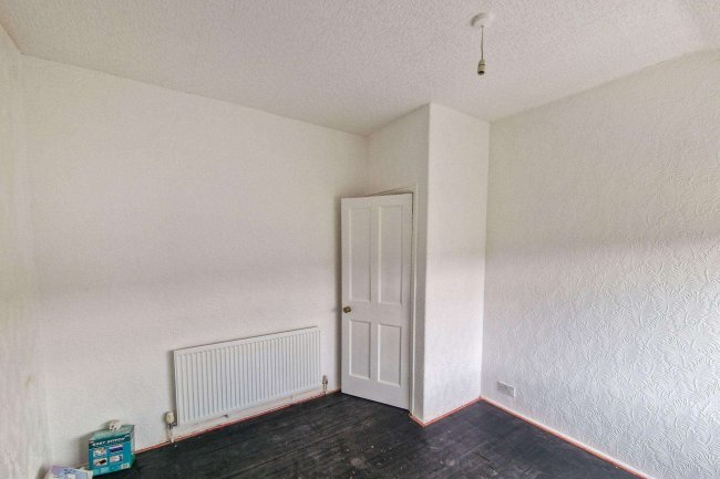 7 Scarborough Crescent Rotherham, S66 7HL 10