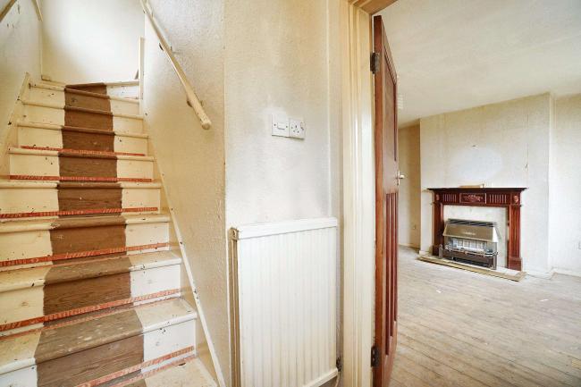 4 St. Johns Crescent, Hucknall, Nottingham, NG15 7PW 6