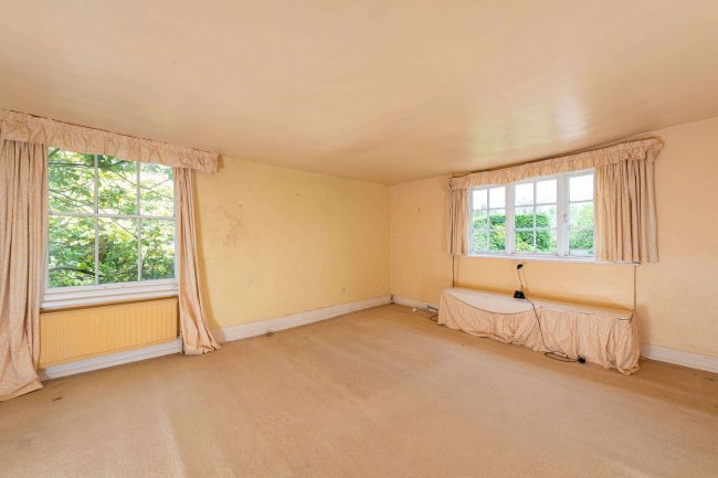 Mill Farm, Mill Lane, Weston Turville, Buckinghamshire, HP22 5RG 8