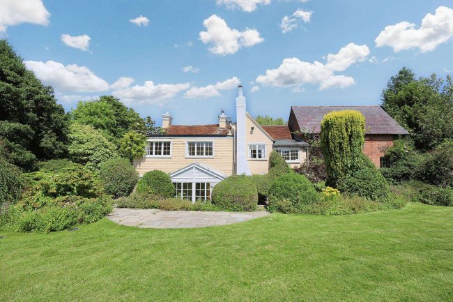 Mill Farm, Mill Lane, Weston Turville, Buckinghamshire, HP22 5RG 8