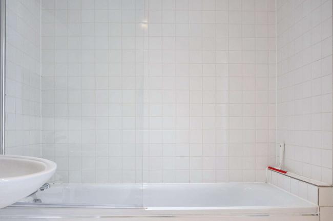 Flat 5, Opus Studios, 214 Plaistow Road, London E13 0AQ 10