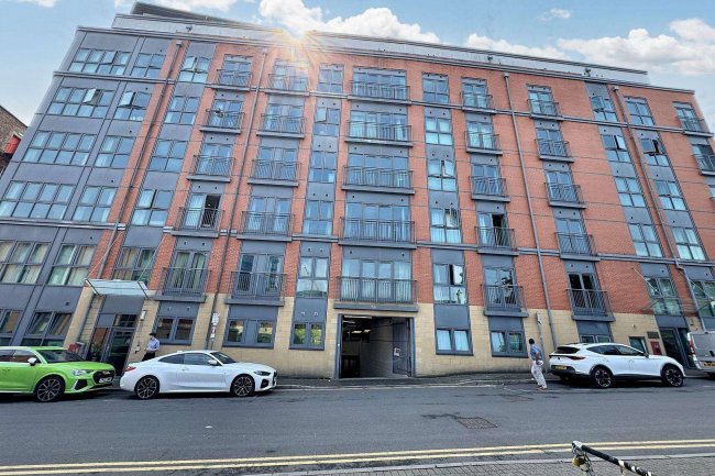 Flat 77, The Habitat, Woolpack Lane, Nottingham NG1 1GH 6