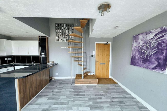 Flat 77, The Habitat, Woolpack Lane, Nottingham NG1 1GH 6