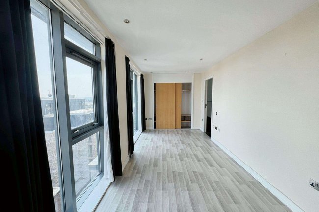 Flat 77, The Habitat, Woolpack Lane, Nottingham NG1 1GH 6