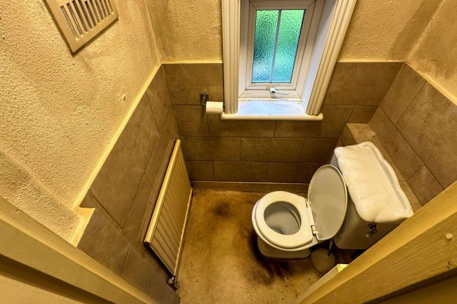 Ground Floor Flat, 47 Friends Road, Croydon,  Surrey, CR0 1ED 9