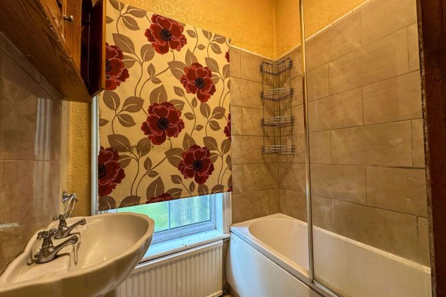 Ground Floor Flat, 47 Friends Road, Croydon,  Surrey, CR0 1ED 9