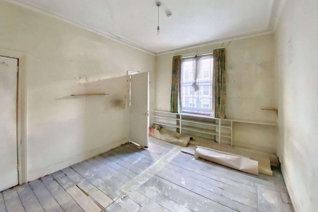 Second Floor Flat, 24 Finborough Road, London SW10 9EQ 8