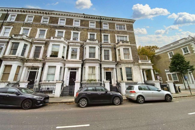 Second Floor Flat, 24 Finborough Road, London SW10 9EQ 8