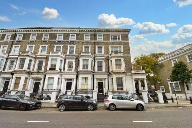 Second Floor Flat, 24 Finborough Road, London SW10 9EQ 8