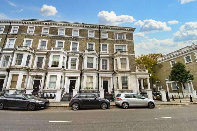 Second Floor Flat, 24 Finborough Road, London SW10 9EQ 8