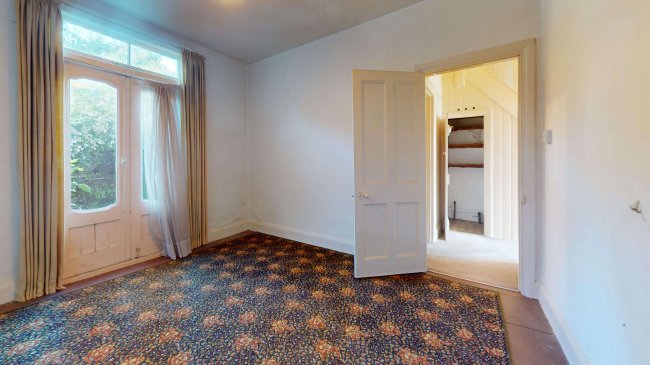 33 Coulton Avenue, Northfleet, Gravesend, Kent, DA11 8DZ 2