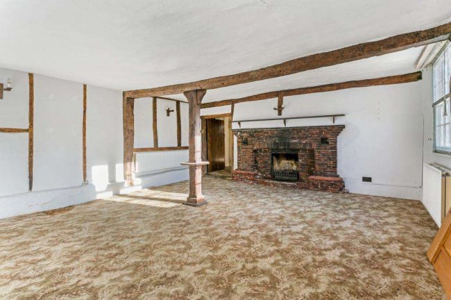 Bell Farmhouse, Wexham Park Lane, Wexham, Slough, Buckinghamshire, SL3 6LX 9
