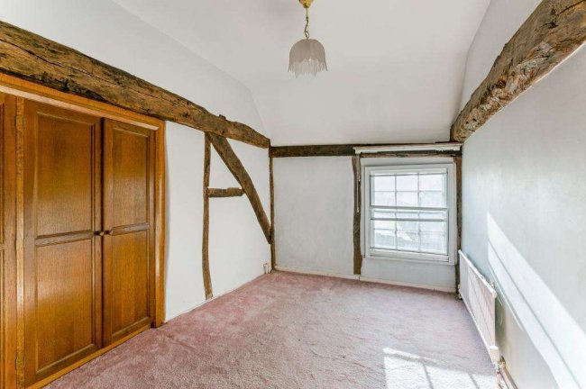 Bell Farmhouse, Wexham Park Lane, Wexham, Slough, Buckinghamshire, SL3 6LX 9