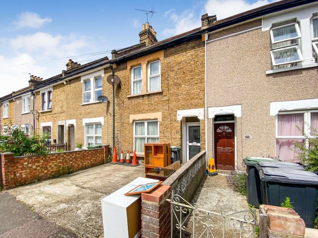 53 Engleheart Road, Catford, London, SE6 2HN 5