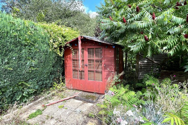 10 Gade Bank, Croxley Green, Rickmansworth, WD3 3GD 10