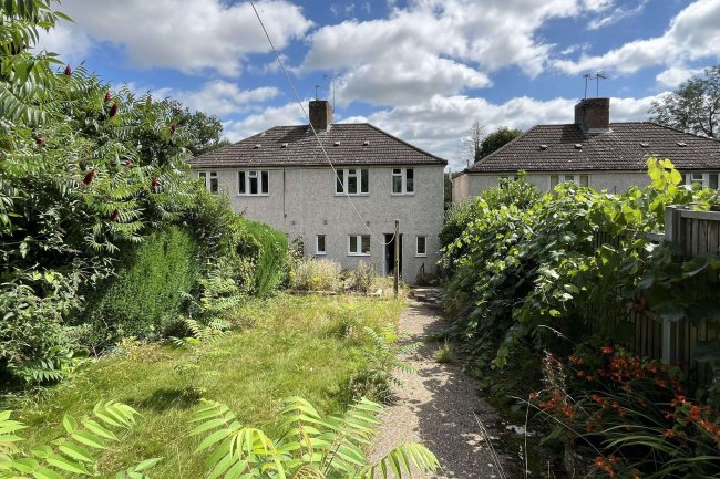 10 Gade Bank, Croxley Green, Rickmansworth, WD3 3GD 10