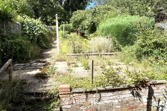 10 Gade Bank, Croxley Green, Rickmansworth, WD3 3GD 10