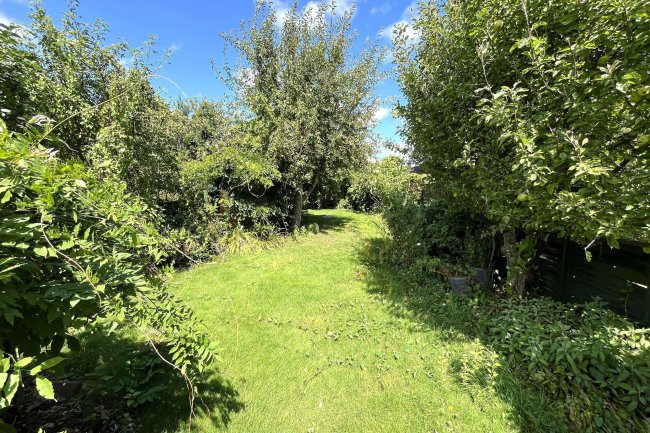 16 Woodland Rd, Maple Cross, Rickmansworth, WD3 9SU 4