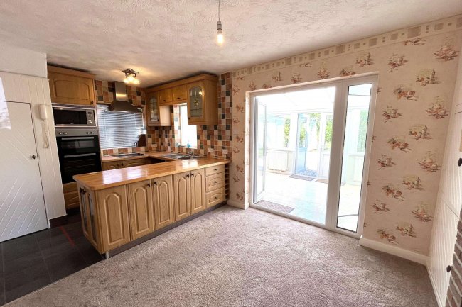 16 Woodland Rd, Maple Cross, Rickmansworth, WD3 9SU 4