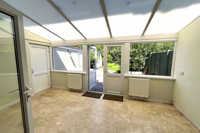 16 Woodland Rd, Maple Cross, Rickmansworth, WD3 9SU 4