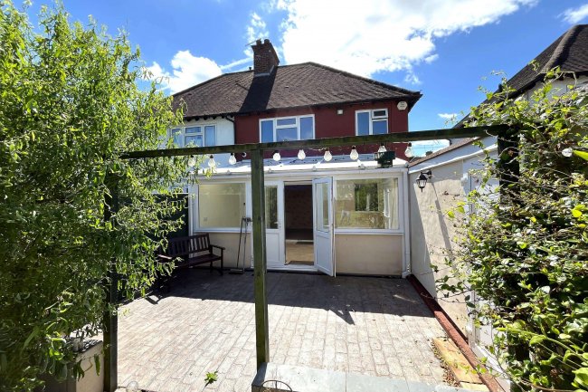 16 Woodland Rd, Maple Cross, Rickmansworth, WD3 9SU 4