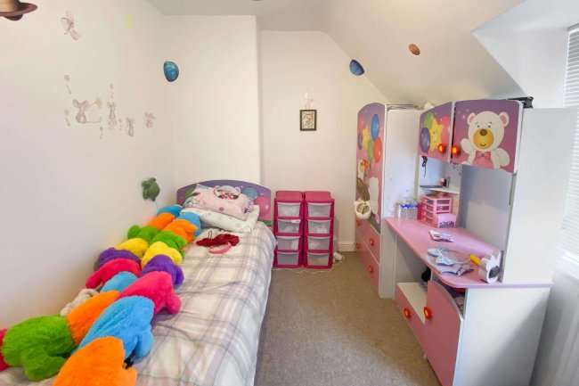 33 Beech Walk, Crayford, Dartford, Kent, DA1 4NP 3