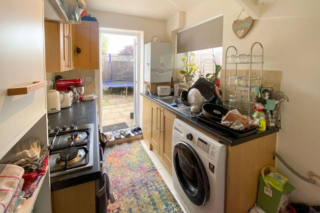 33 Beech Walk, Crayford, Dartford, Kent, DA1 4NP 3