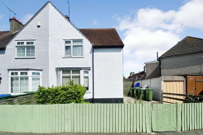 134 Maiden Lane, Crayford, Dartford, Kent, DA1 4NG 1