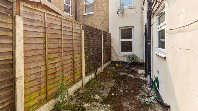 Ground Floor Flat, 97 Laleham Road, Catford, London, SE6 2JD 2