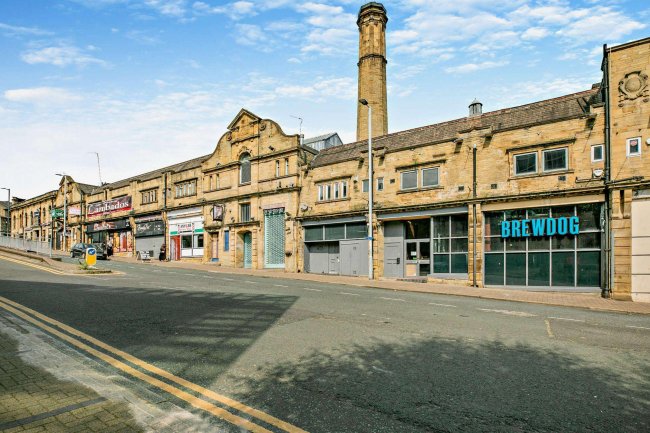 The Royal Windsor Baths, Morley Street, Bradford, West Yorkshire BD7 1AQ 8