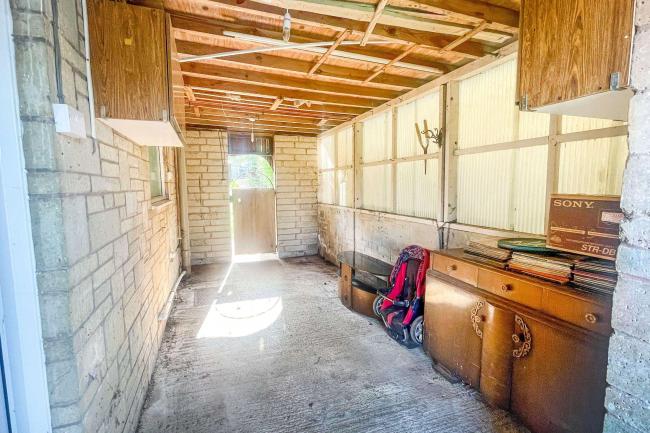 18 Cherry Orchard, Wotton-under-Edge, Gloucestershire, GL12 7HT 4