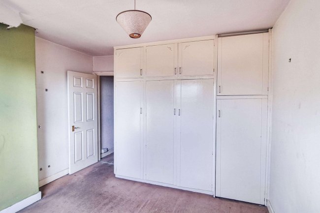 19A Chapeltown Pudsey, LS28 7RZ 8