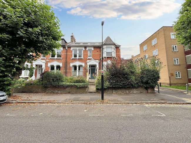 93A Mount View Road, London, N4 4JA 7