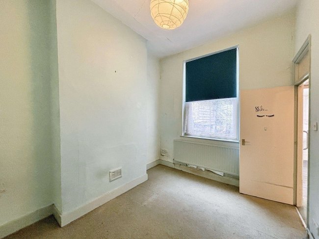 93A Mount View Road, London, N4 4JA 7