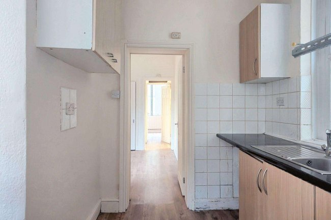 Flat 9, Chandos Mansions, Albert Road, Norwood, London SE25 4JF 1