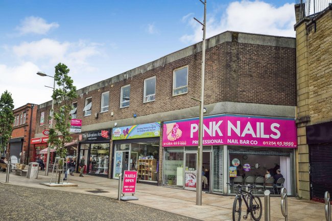 44 Broadway, Accrington, Lancashire, BB5 1EW 9