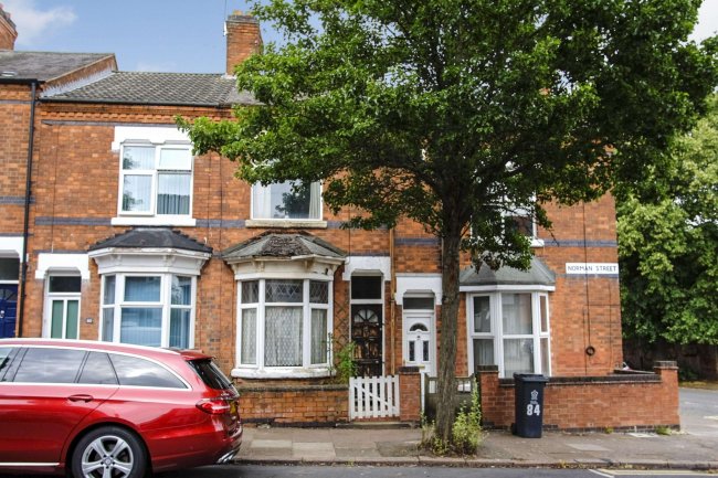 82 Norman Street, Leicester LE3 0BB 4