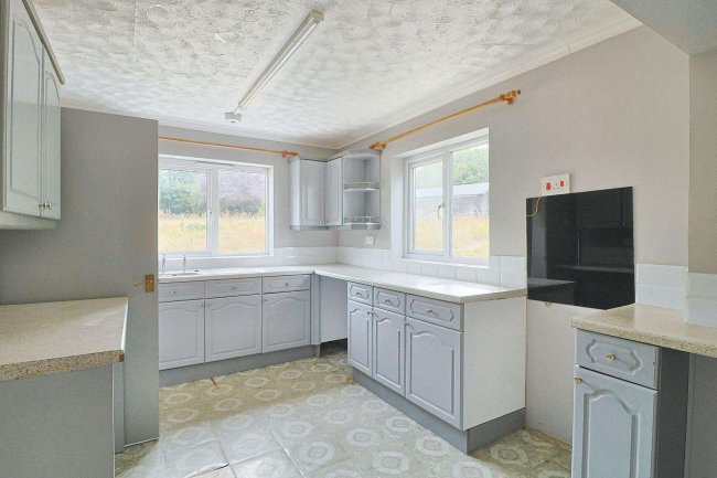 15 Lime Kiln Cottages, Old Burghclere, Berkshire RG20 9NU 6