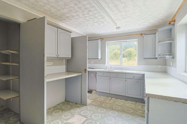 15 Lime Kiln Cottages, Old Burghclere, Berkshire RG20 9NU 6