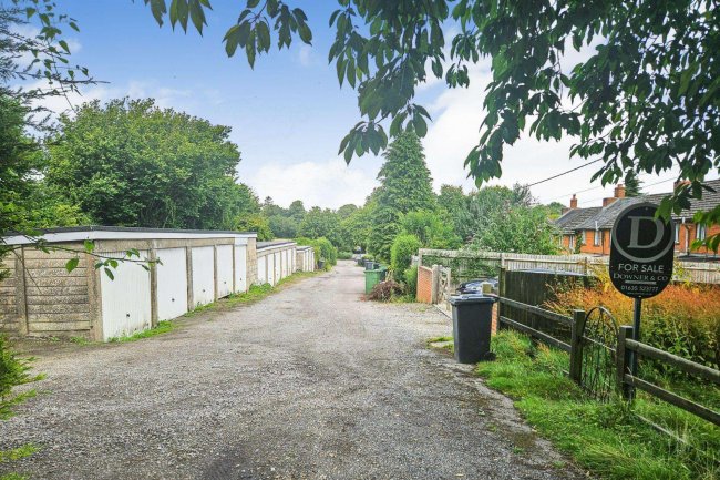 15 Lime Kiln Cottages, Old Burghclere, Berkshire RG20 9NU 6