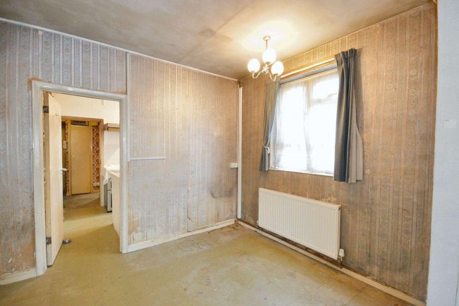 2 Walton Court & Garage, Sheen Park, Richmond, TW9 1UL 2