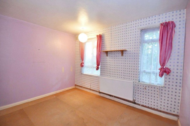 2 Walton Court & Garage, Sheen Park, Richmond, TW9 1UL 2