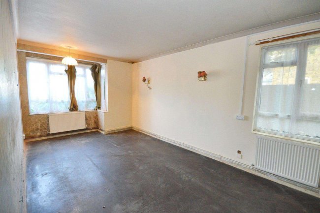 2 Walton Court & Garage, Sheen Park, Richmond, TW9 1UL 2