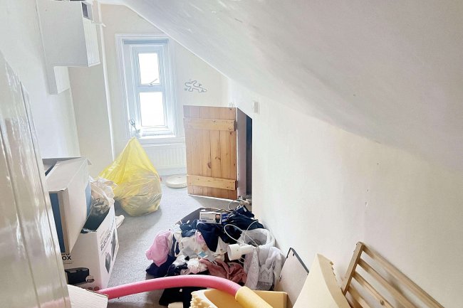 113 Rosslyn Crescent, Harrow, HA1 2RY 3