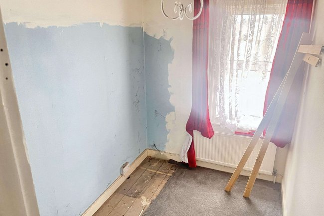 113 Rosslyn Crescent, Harrow, HA1 2RY 3