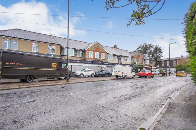 1-3 Ashridge Parade, 1316/1320 Wimborne Road, Northbourne, Bournemouth, Dorset BH10 7AN 4